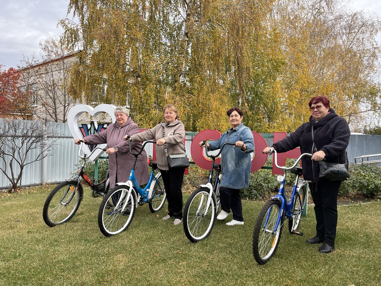 Велосипеды стали верными союзниками активного долголетия саратовских пенсионеров